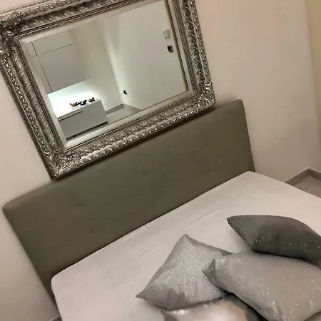 B&B Home *
